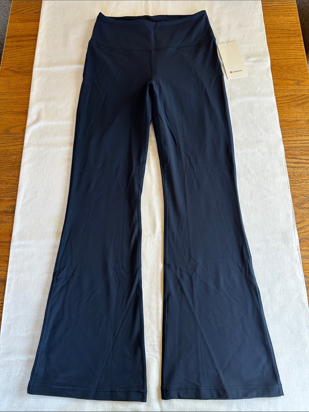 Lululemon Groove SHR Flared Pant Nulu 10 Regular True Navy NWT